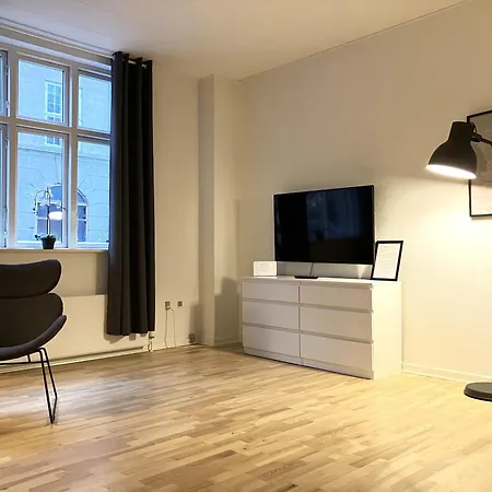 Two-bedroom In Center * Odense
